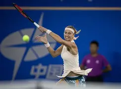 瓦利耶娃失误视频