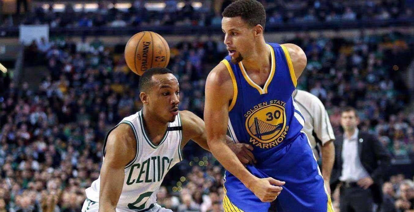 国王赢得激烈比赛,实力得到认可的句子